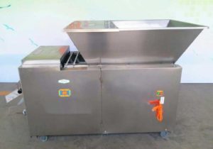 Automatic Feeding Dry Chili Pepper Cutting Machine with Seeds Seperator